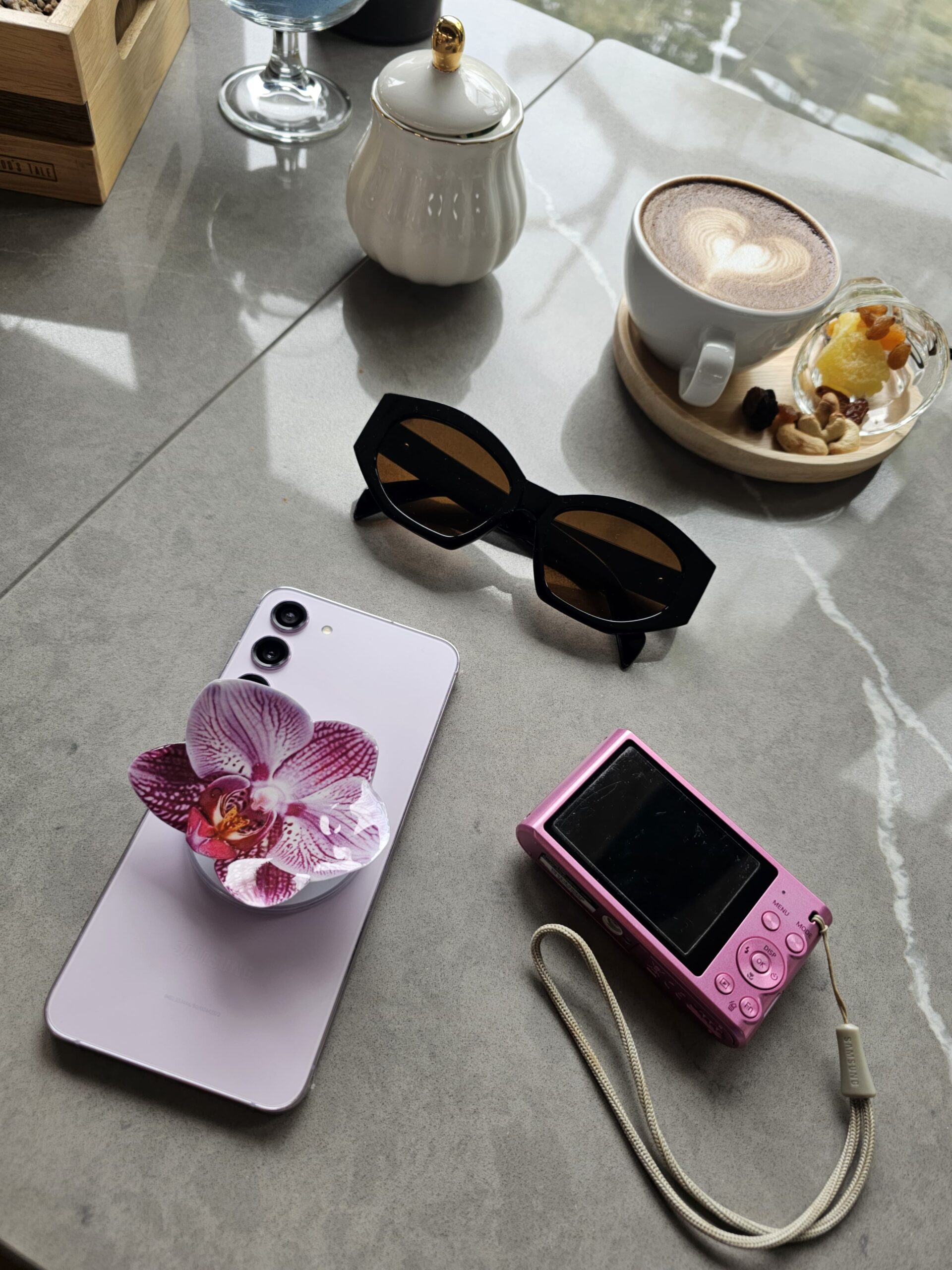 💜 ดอกกล้วยไม้สีม่วง 4