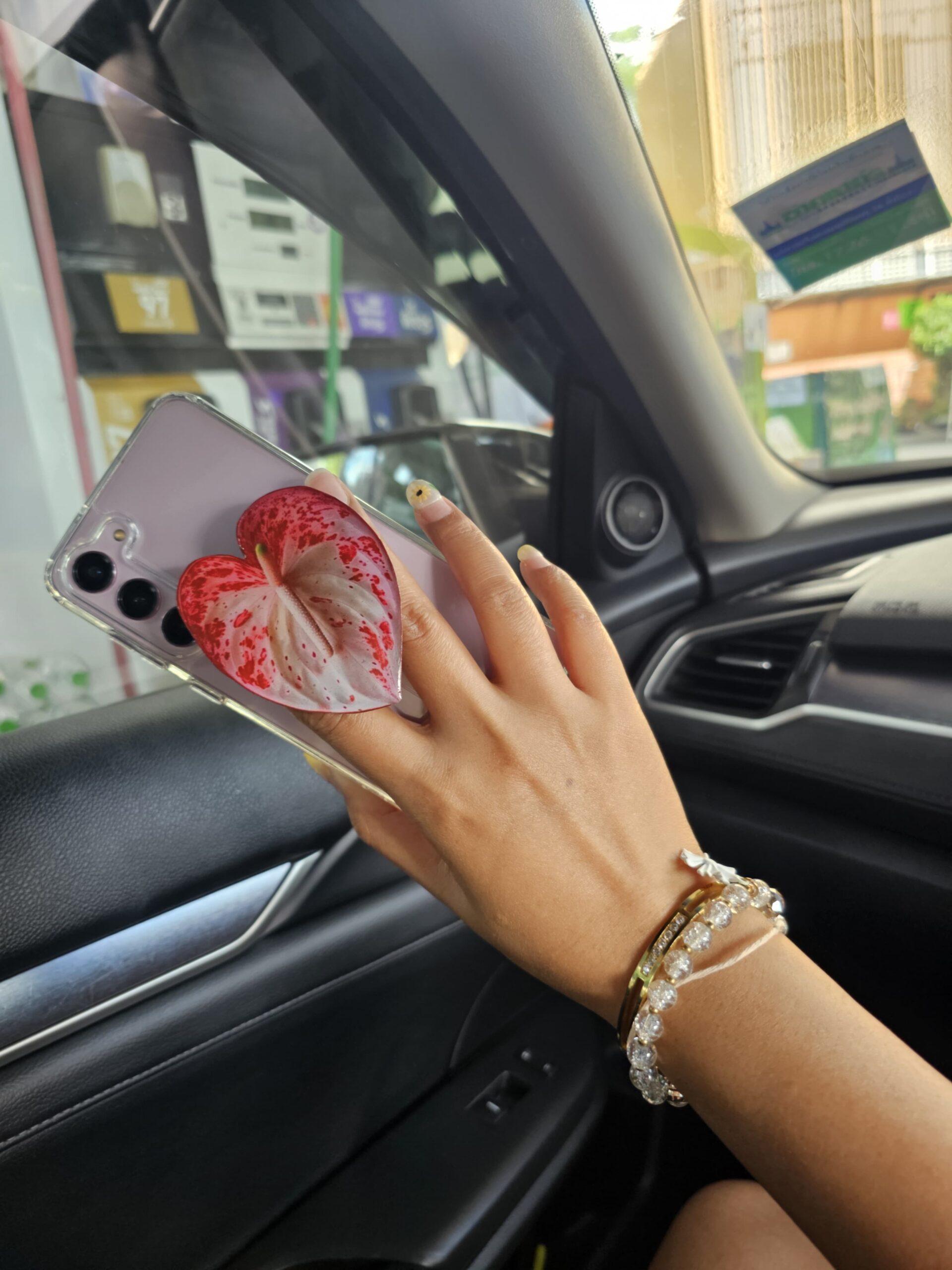 ❤️🤍 ดอกหน้าวัวลายกระแดงขาว 4